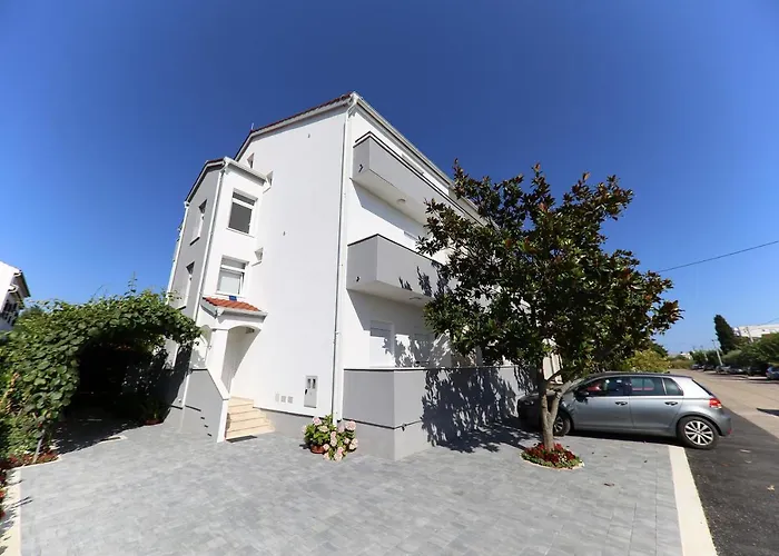 Apartments Doris
